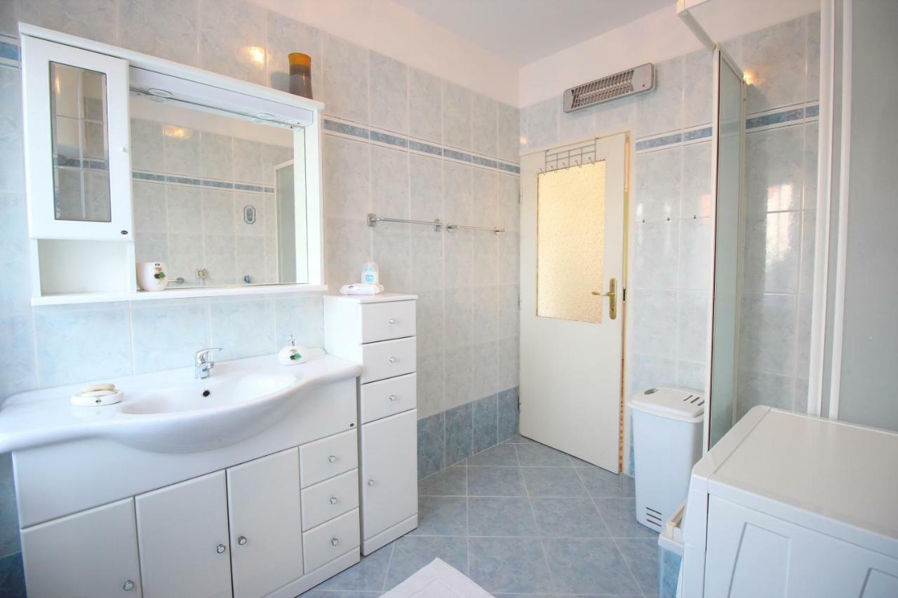 Apartment Agnese Ровинь Экстерьер фото