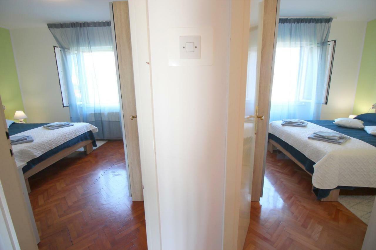 Apartment Agnese Ровинь Экстерьер фото